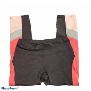 Athleta Cropped Color Block Leggings size XS